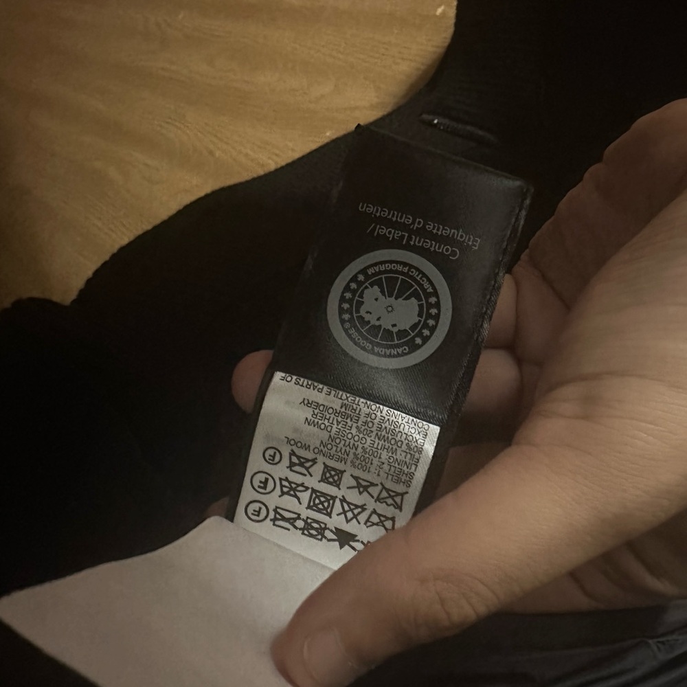 Canada Goose Hybridge Knit - Picture 7 of 7